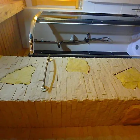 Włóczykija Gospodarstwo agroturystyczne *